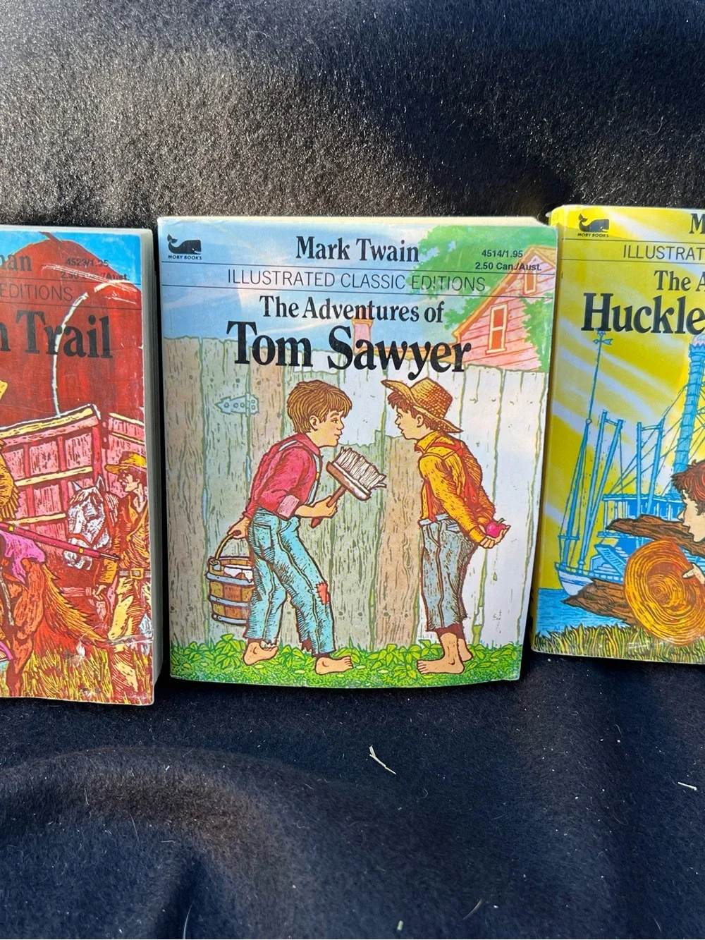 Illustrated Classic Editions The Adventures of Tom Sawyer - White/Blue Cover